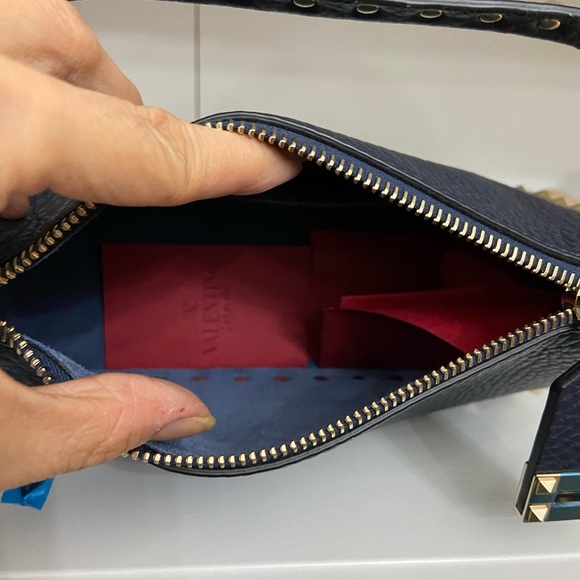 Valentino Add to your collection this Brand new Valentino. - Picture 5 of 5